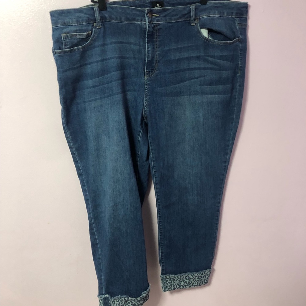 Dressbarn Women Jeans with Leopard